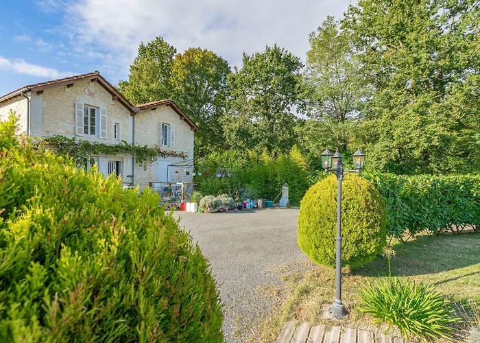 Rochefort Saint-Simon-de-Bordes